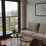 Nad Jeziorem Apartment