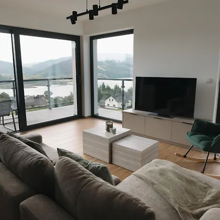 Nad Jeziorem Mucharz